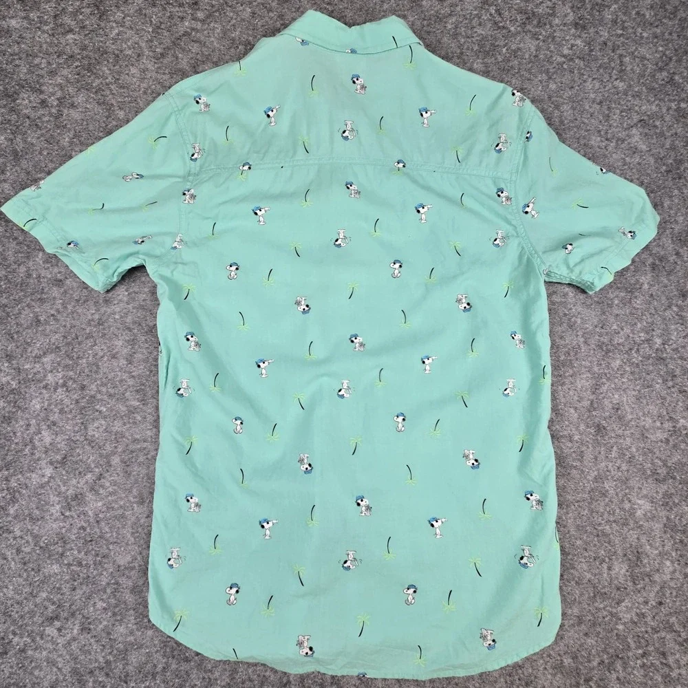 PEANUTS Snoopy Shirt Mens Medium Green‎ Pirate Palm Tree Casual Button-up - Picture 7 of 8